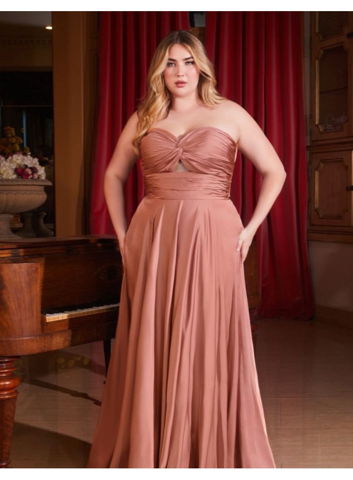 Robe longue de fête en satin avec encolure cache-coeur drapée