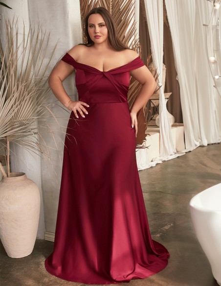 Vestido de fiesta largo de satén con escote bandeau cruzado curvy