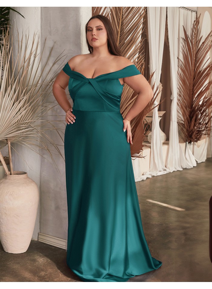 Robe longue satinée avec encolure bandeau croisée