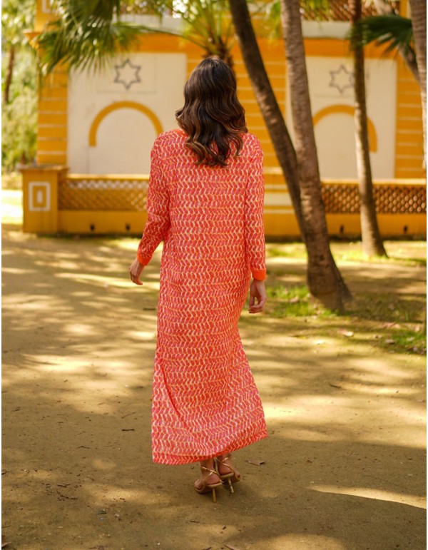 Long sleeved printed kaftan with straight cut 2