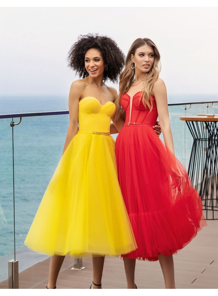 Midi party dress with sweetheart neckline and tulle skirt