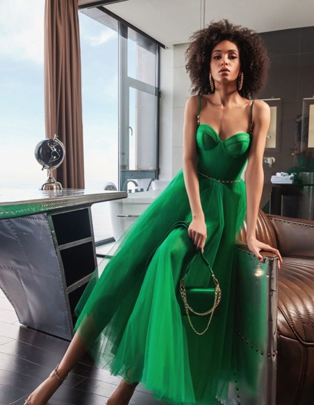 Robe de soirée midi verte avec corsage et jupe en tulle