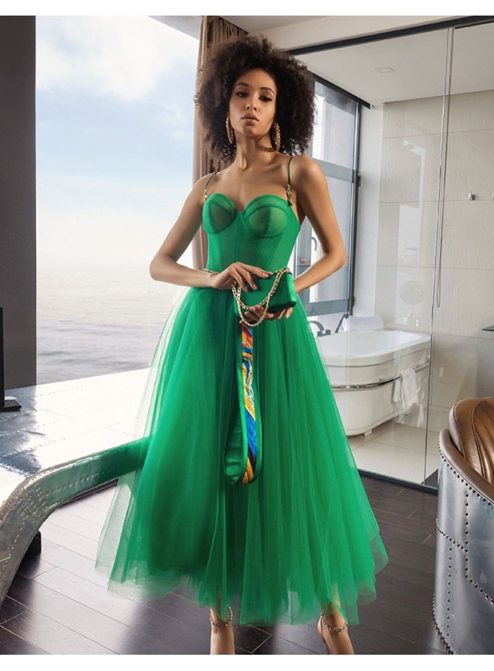 Vestido midi de fiesta verde con corpiño y...