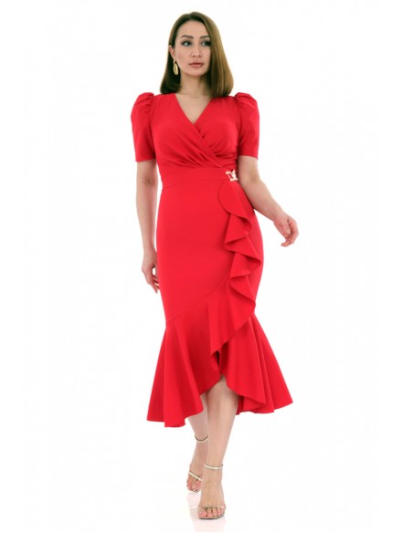 Vestido de cóctel con manga corta y volante lateral Vestido de cóctel con manga corta y volante lateral