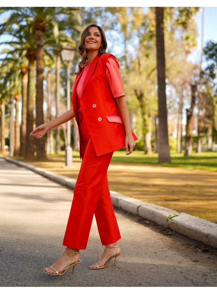 Chemisier de fête en satin avec manches...