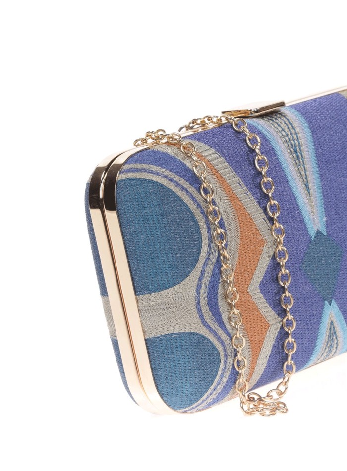 Tricolour embroidered handbag for guests