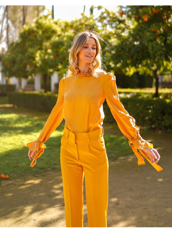 Long party pants with straight cut and darts