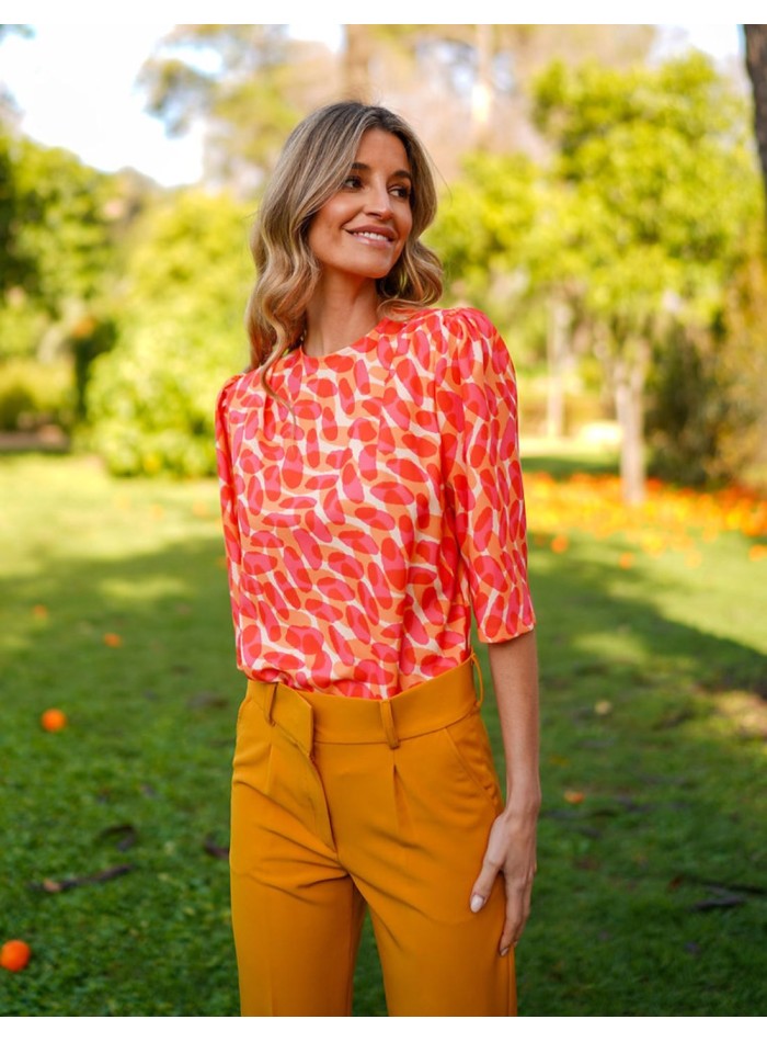 Party blouse with printed fabric and french sleeves