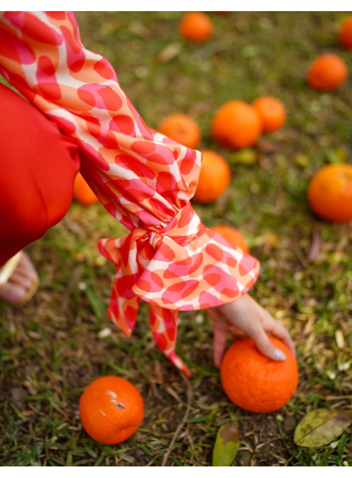 Long sleeve printed party blouse with lacing