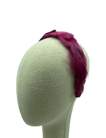 Velvet headband with natural feathers