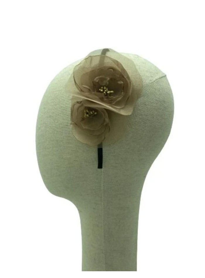 Fine headband with organza flowers and feathers