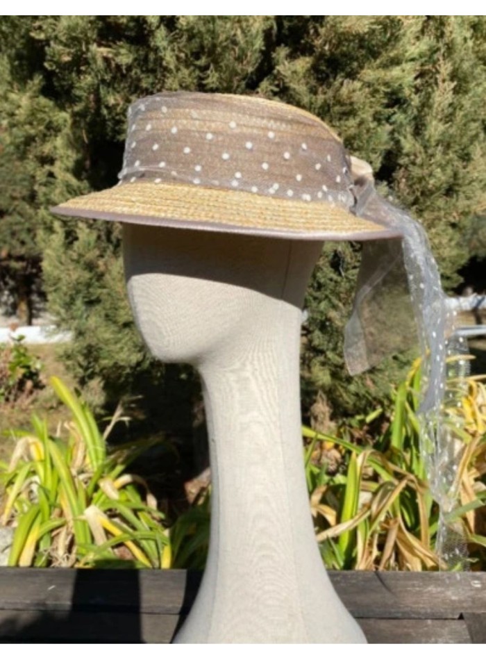 Canotier with plumeti tulle
