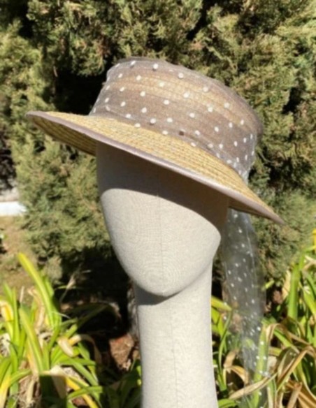 Canotier de novia con tul de plumeti