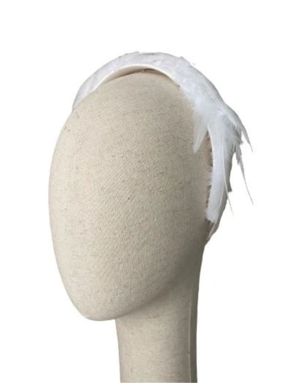Bridal headband with white feathers