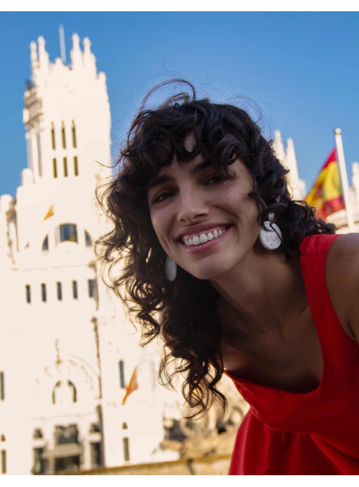 Pendientes largos medalla Cibeles de cerámica...