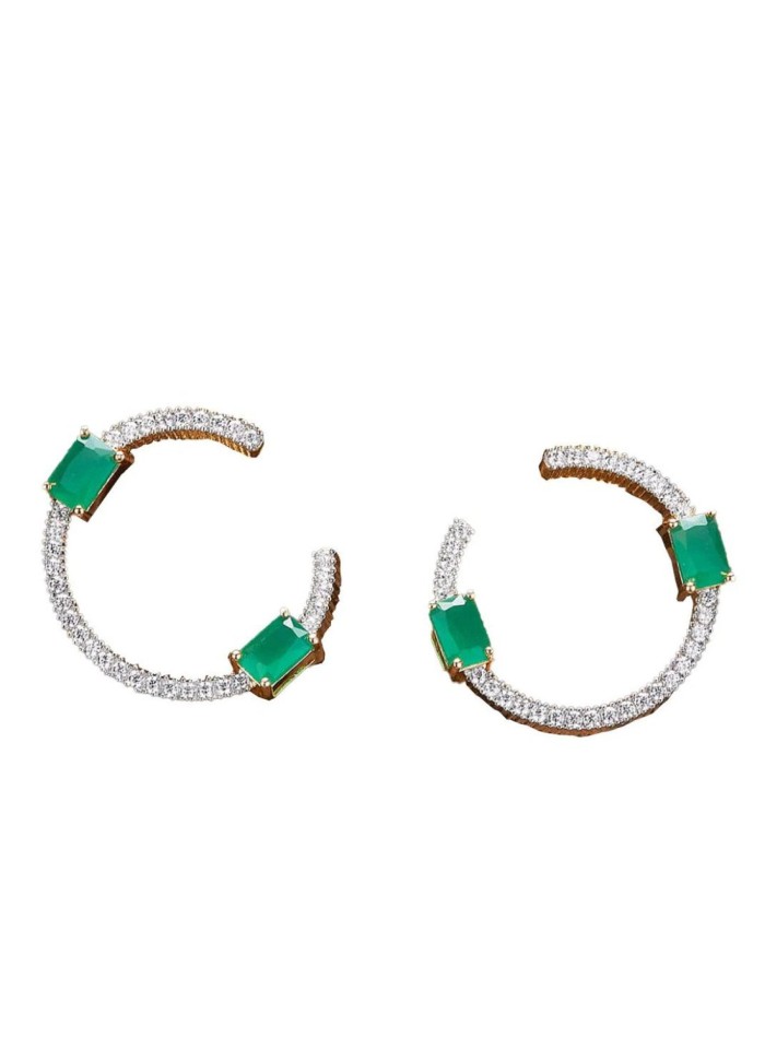 Boucle d'oreilles circulaires avec zircon et pierre