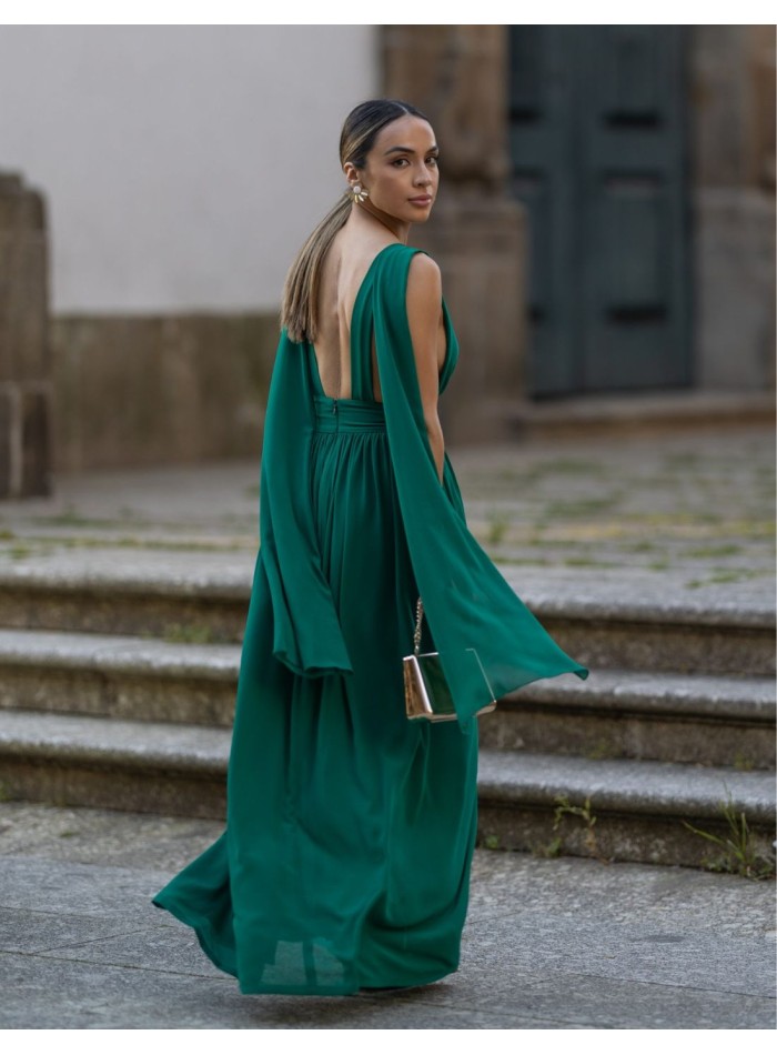 Long emerald green party dress with neckline