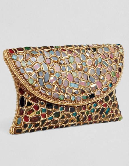 Bolso de mano con pedrería cosida a mano dorado para invitada - INVITADA PERFECTA
