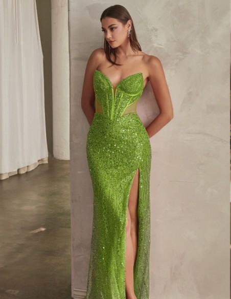 Vestido de fiesta largo de pedrería y escote corsé