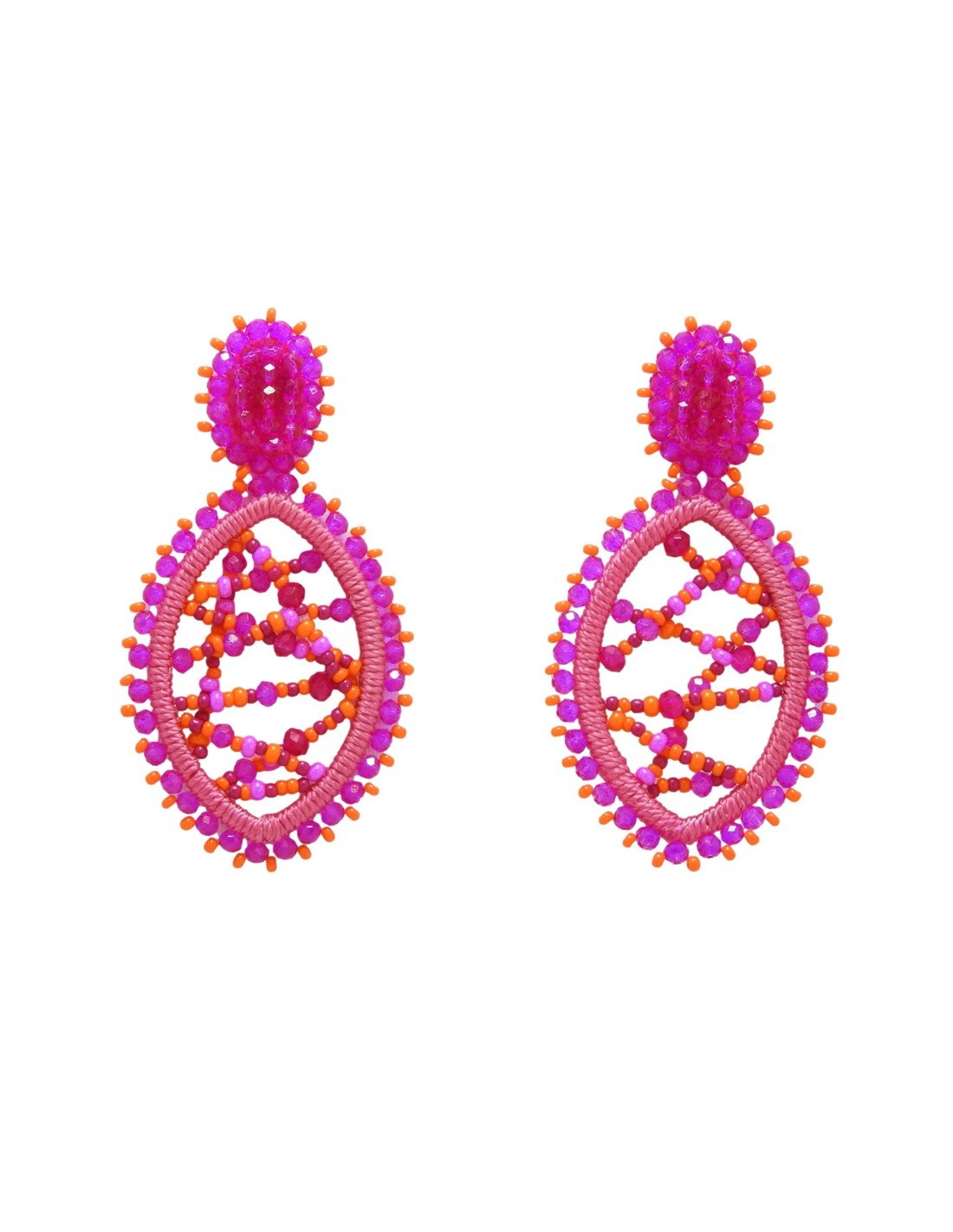 Long oval-shaped earrings with threads and coloured stones | INVITADISIMA