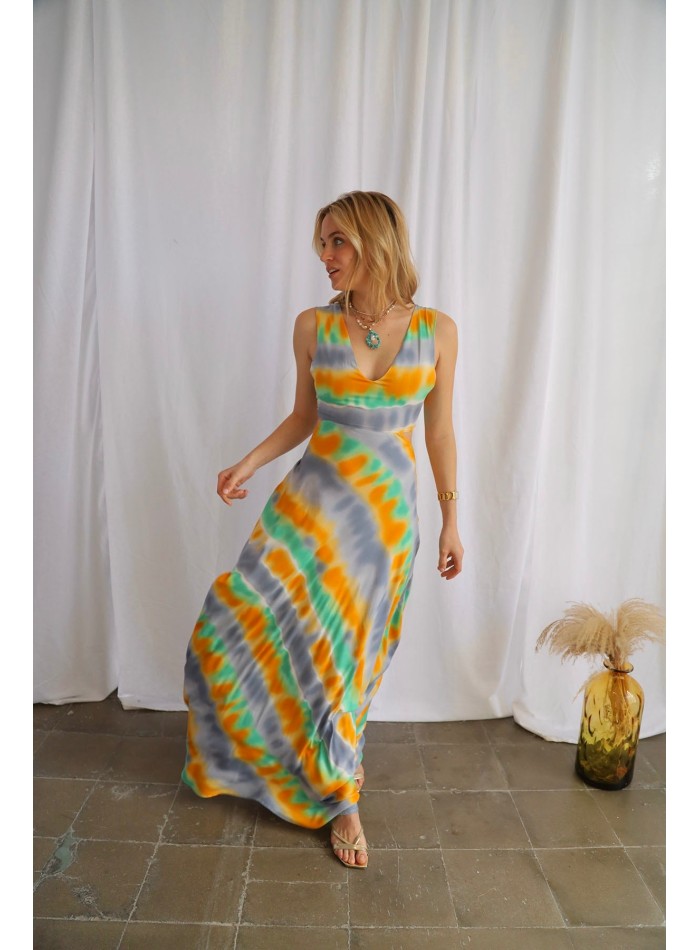 Robe longue de fête multicolore avec encolure et nouage dans le dos