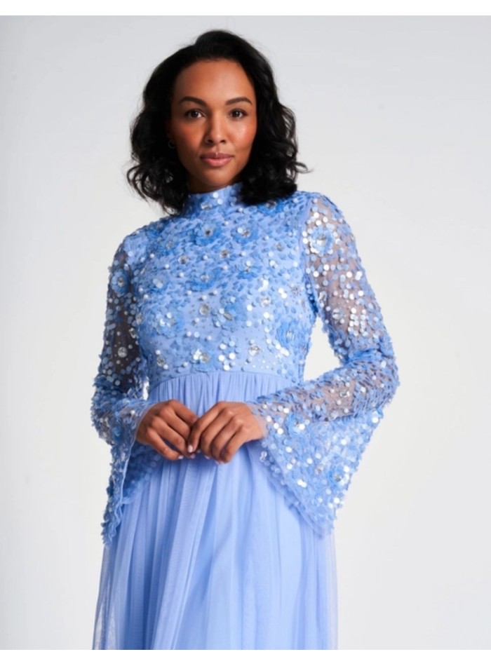 Long party dress with long sleeves embroidered with blue sequins