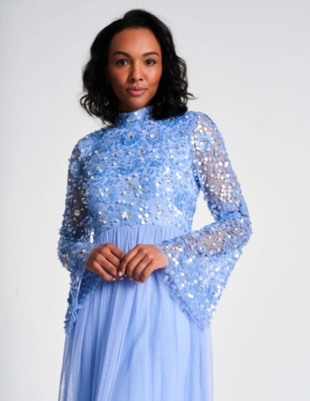 Vestido largo de fiesta con manga larga bordada de lentejuelas azul