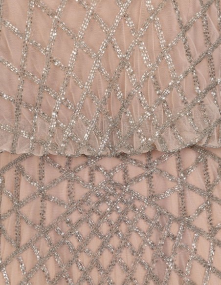 Robe longue de fête à manches longues et à sequins nude