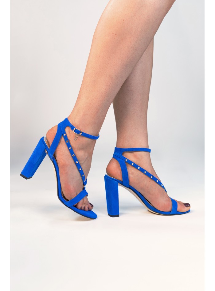 Square heel sandal in blue with gold details