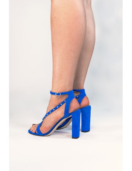 Square heel sandal in blue with gold details