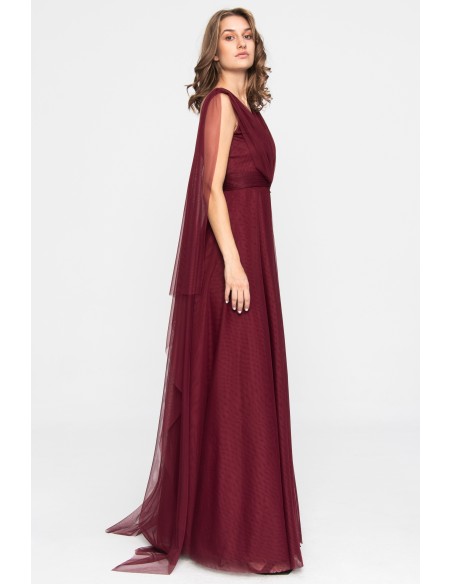 Vestido largo de tul burdeos con abertura lateral