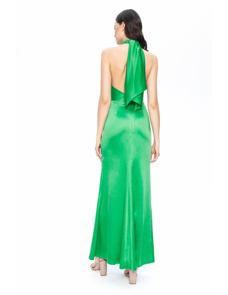Robe longue vert émeraude avec encolure dos nu et fente pour les invités