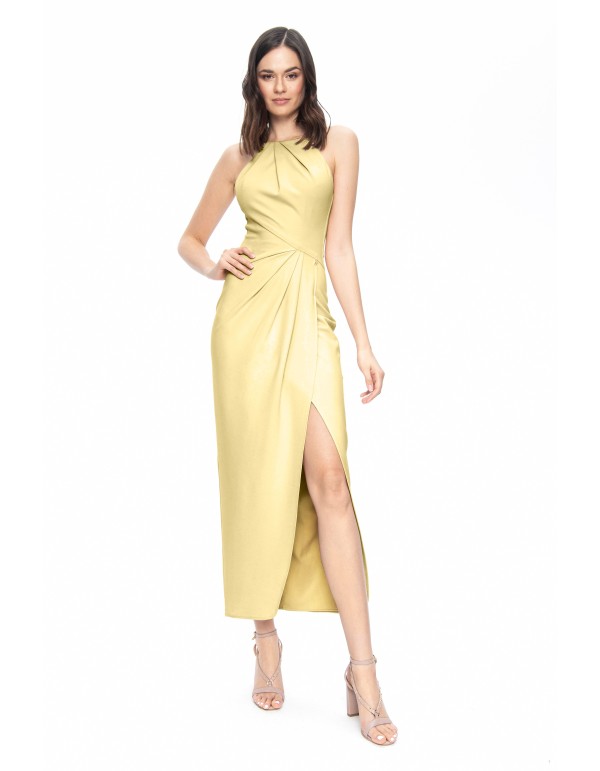 Vestido de fiesta amarillo con escote halter y abertura...