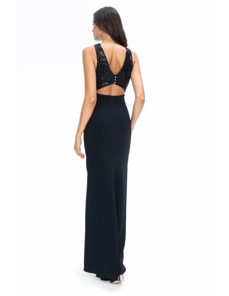 Robe longue noire en crêpe avec encolure dos nu et dos papillon