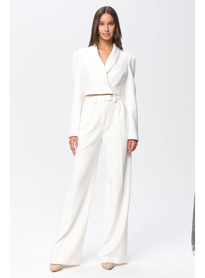 Blazer corta blanca de manga larga y estilo...