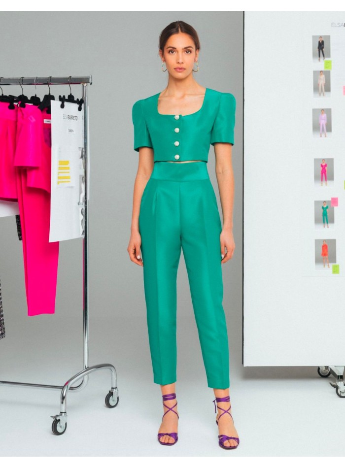 Orange long trousers with darts and pockets