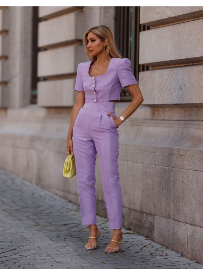 Orange long trousers with darts and pockets