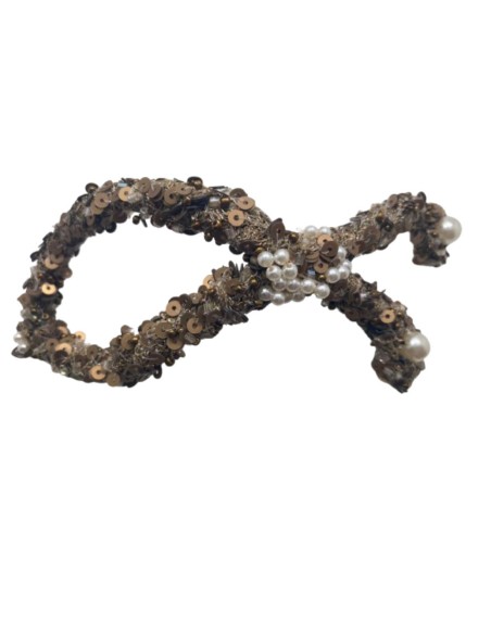 Coiffe fantaisie avec paillettes et perles vieil or