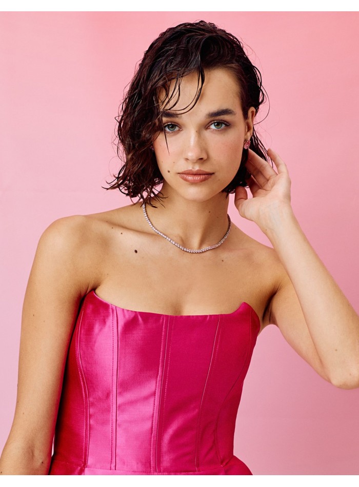 Mini robe avec encolure sans bretelles et maxi...