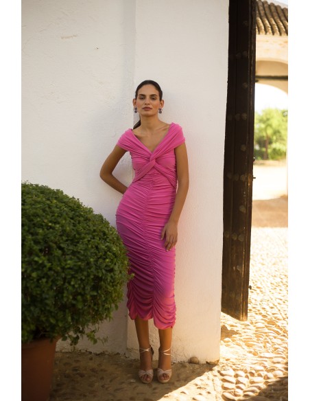 Robe midi drapée avec encolure bandeau croisée