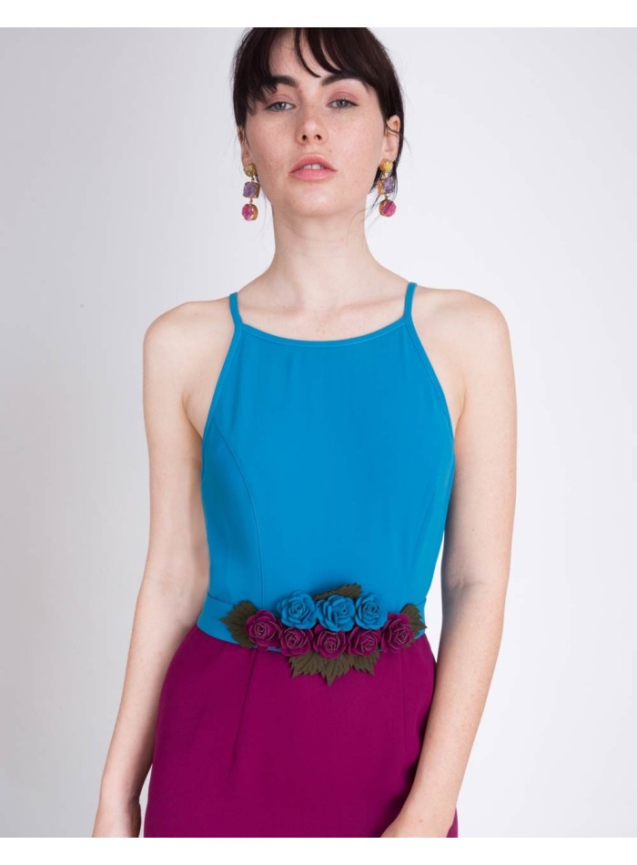 Vestido de fiesta corto color block con cinturon de flores de Lauren Lynn London  - INVITADISIMA