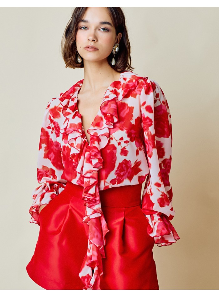 High-waisted red party shorts