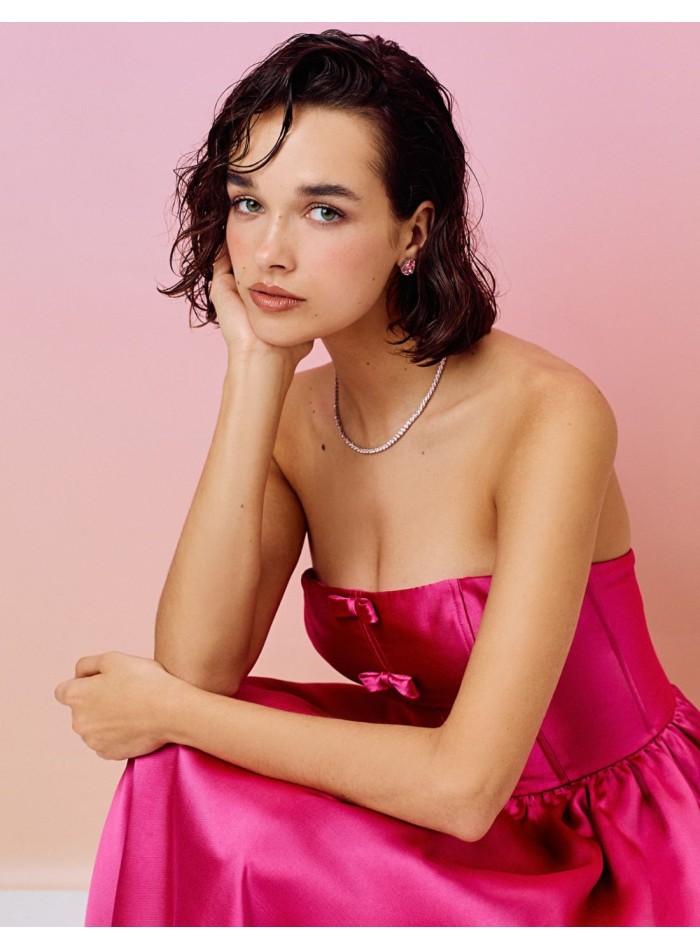 Robe de soirée midi avec encolure bandeau et...