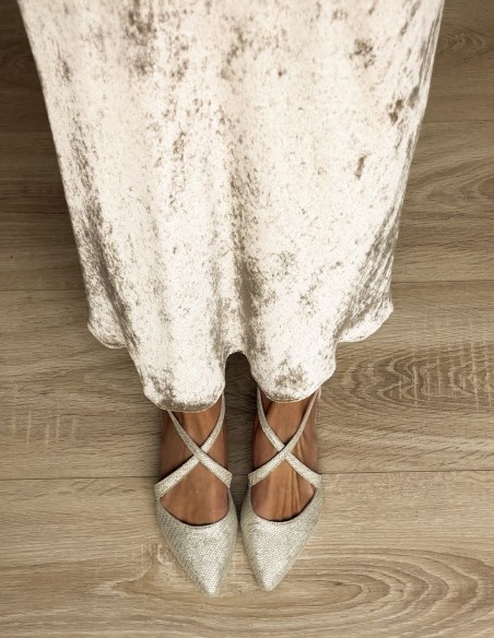 Flat leather ballerina flat with textured fabric