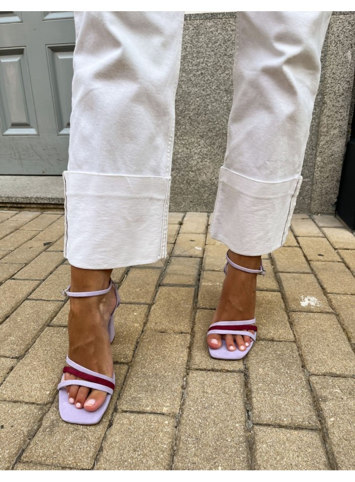 Bicolor party sandal with straps tied at ankle