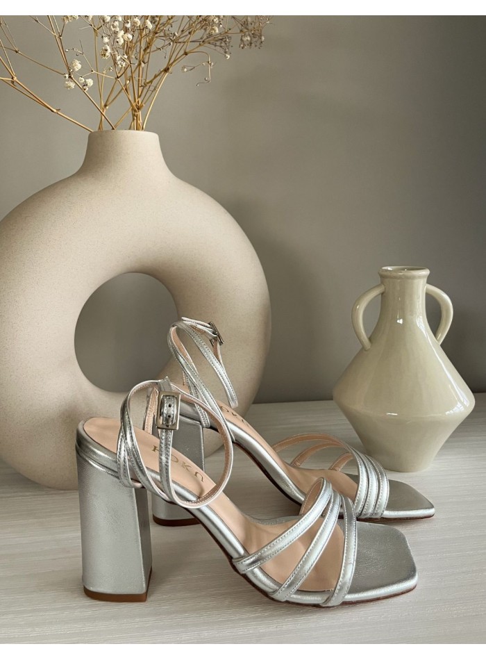 Silver party sandal with straps