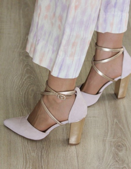 Pink suede party shoe with gold details