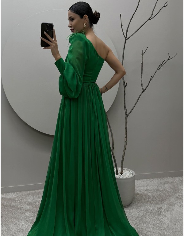 Robe longue d'invité avec épaule asymétrique et manches... 2