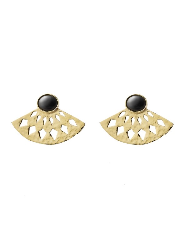 Gold-plated guest earrings with black stone at INVITADISIMA