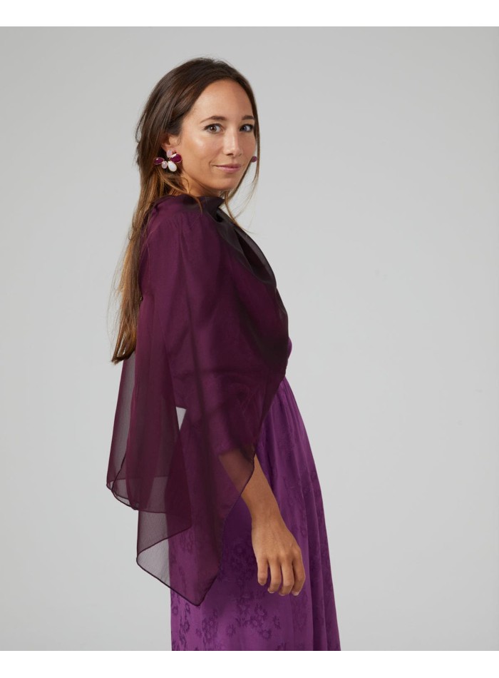 Short party cape in wine chiffon